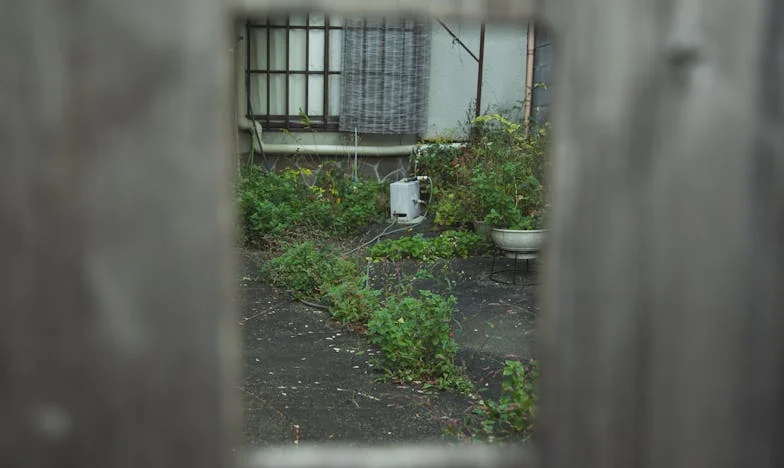 „Nu sunt slujnica voastră!” – Povestea despre cum familia soțului mi-a răpit vocea și curajul