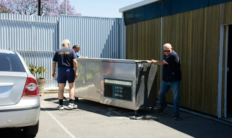 O legătură fără timp: Adevărul nespus din spatele primului meu salariu