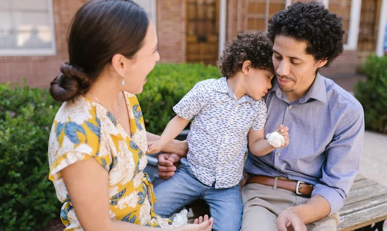 Rugăciuni tăcute în traficul de dimineață: Povestea mea între familie, muncă și regăsire