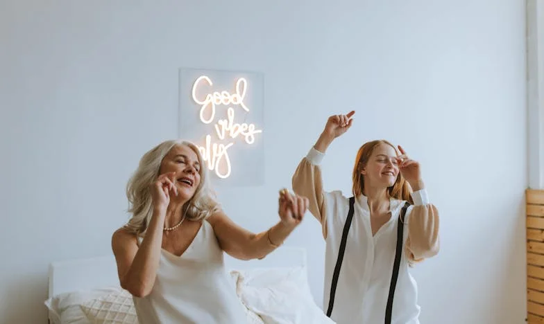 Když mateřství zničí přátelství: Příběh o hranicích, posedlosti a ztrátě sama sebe