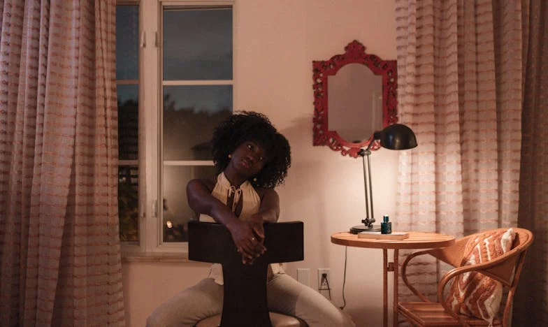 Moje malá Eliška v růžových šatech: Jsem opravdu špatná matka?