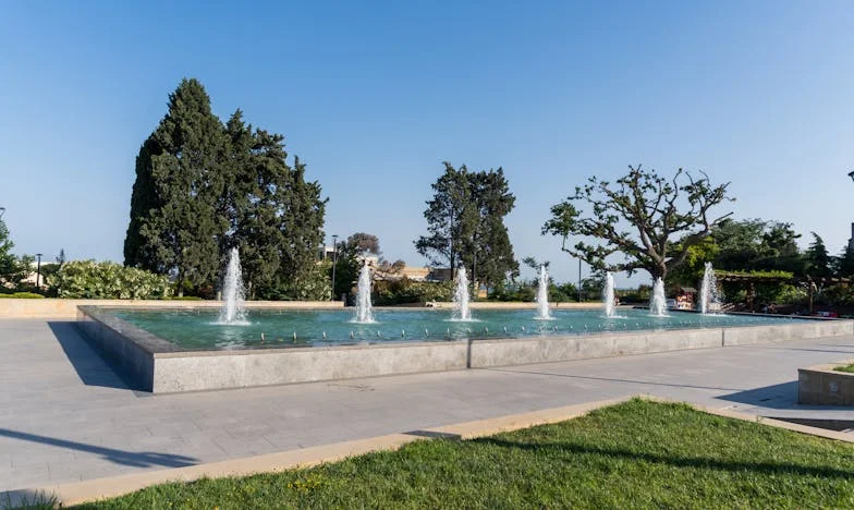 Bez postýlky, bez přebalováku, bez naděje: Návrat domů do chaosu