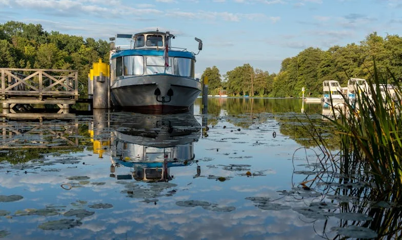 Dokud se s ním nerozvedeš, nedostaneš od nás ani korunu: Příběh matky, která musela volit mezi pomocí a pravdou