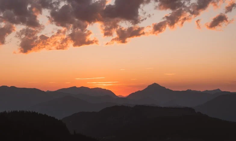 Od osmnácti platím tátovi nájem. Teď čeká, že ho budu živit já.
