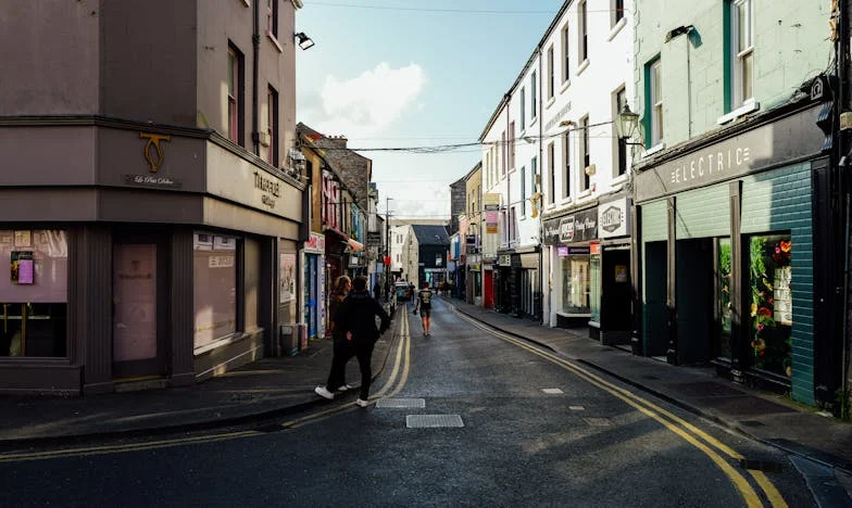 Dovolená, která nikdy nepřišla – jak hypotéka a rodina dokážou zničit sny