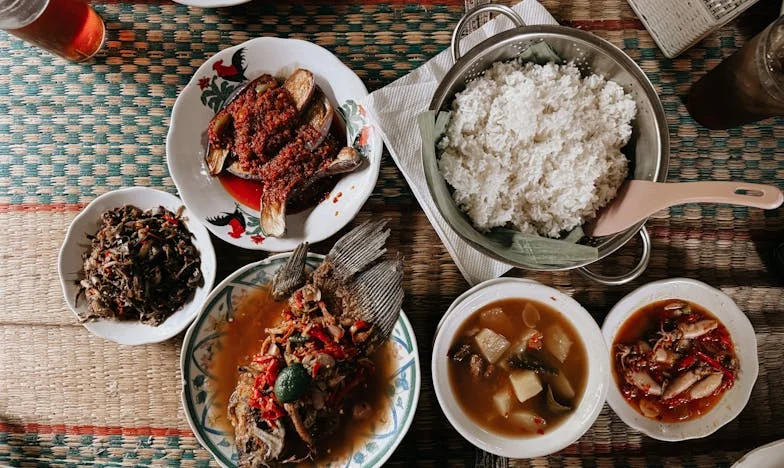 Když se domov rozpadá: Příběh o lásce, zradě a hledání sebe sama