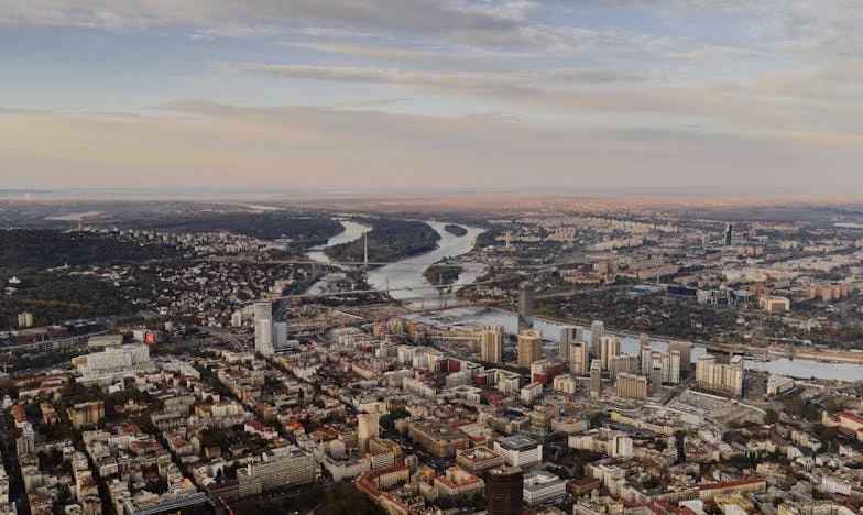 Proč moje maminka a tchyně nedokážou respektovat přání mé dcery?