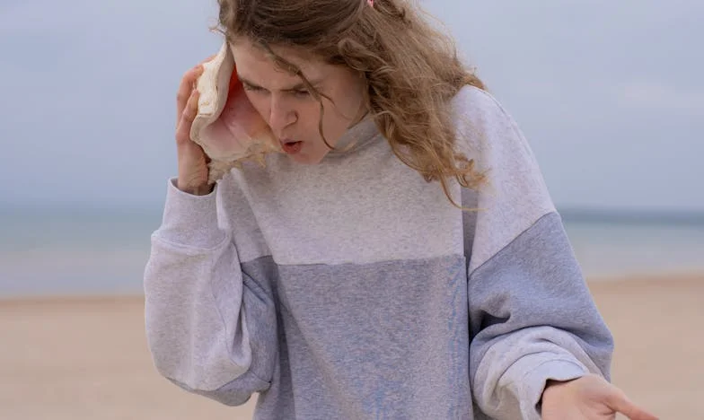 Hladová sousedka: Dětství ve stínu ticha a bídy