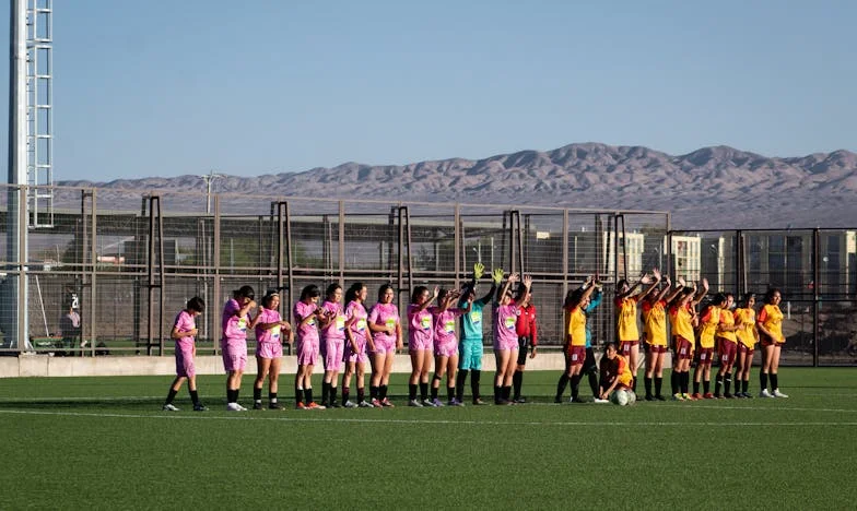 Když se tradice stane břemenem: Příběh jednoho narozeninového večera v Brně