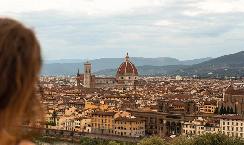Když táta miluje jen jedno dítě: Příběh o neviditelné dceři