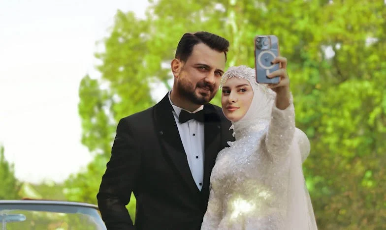 Mezi dvěma světy: Láska, která rozděluje rodinu