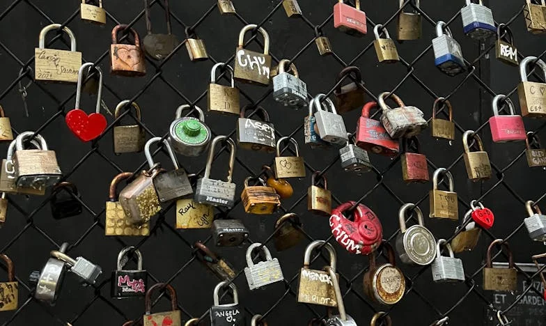 Polovina domova, polovina srdce: Když vám vlastní dcera prodá střechu nad hlavou