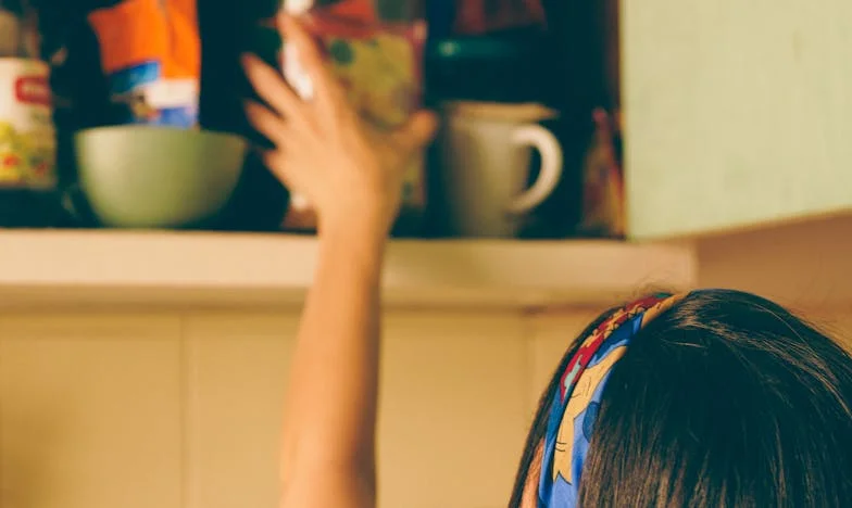 Tati, už mi nevolej. Nemám čas ti pomáhat: Příběh rozbité rodiny a nenaplněných očekávání