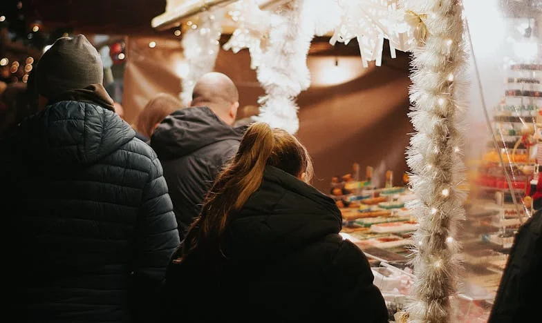 Když mi tchyně zavolala v pět: Jsem dobrá máma, nebo jen špatná snacha?