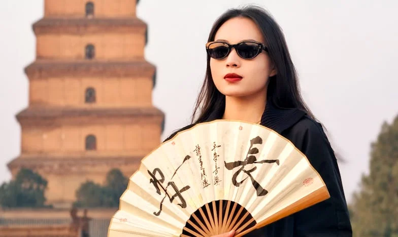 Mezi dvěma ohni: Dědictví, které roztrhalo naši rodinu