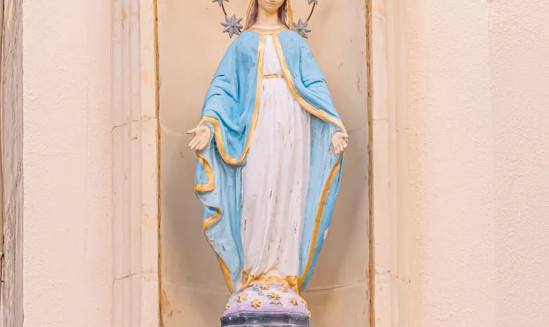 Sám v domě po rodičích: Můj pokus znovu spojit rodinu