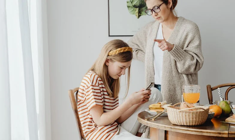 Jedna věta doktora rozbila naše manželství – a zachránila mi život. Příběh o závislosti, jídle a odvaze vybrat si sám sebe.
