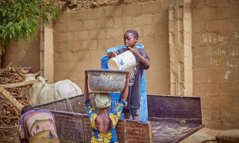 „Jsem babička, ne služka!“ Můj příběh o tom, jak jsem ztratila sama sebe mezi láskou a povinností