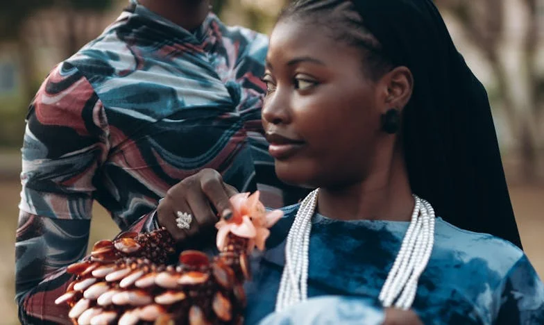 Když přišel účet za svatbu: Tajemství, rodina a zlomená srdce