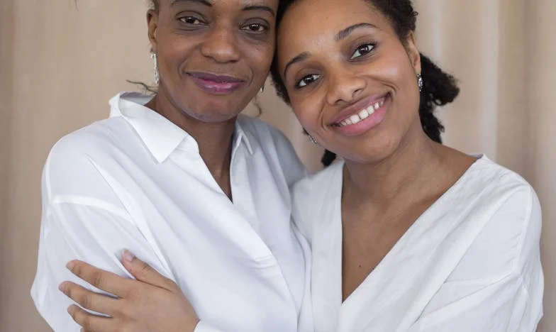 Ponížila mě před všemi v restauraci… Ale netušila, že ten okamžik mi změní život navždy. "Hlas, který stanovil hranici"