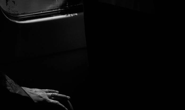 Les Larmes d'une Mère : L'histoire de Claire et de son Fils Julien