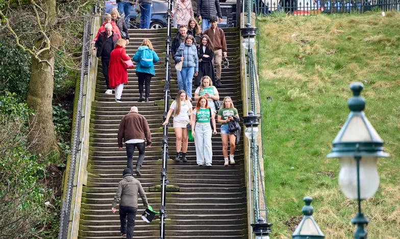 Les Clés du Passé : Une Famille au Bord de la Rupture