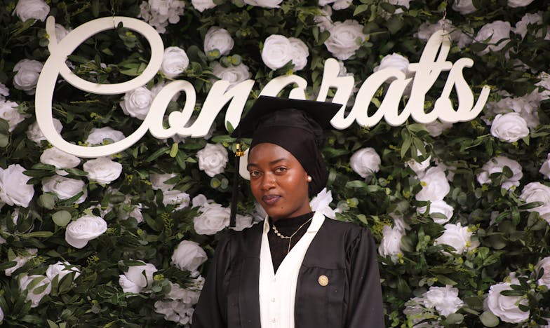 Trahison sous le même toit : Comment mon mari et ma belle-mère ont brisé ma vie