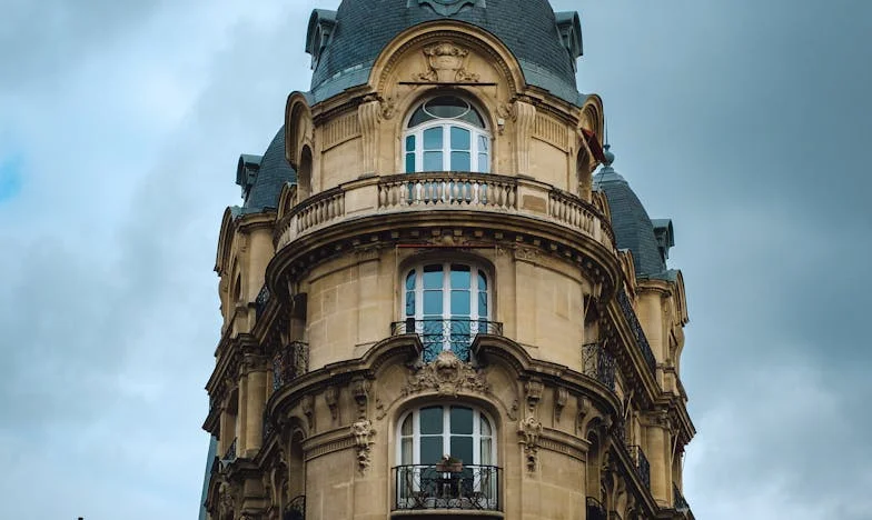 Quand le sang divise : l’histoire de ma maison volée