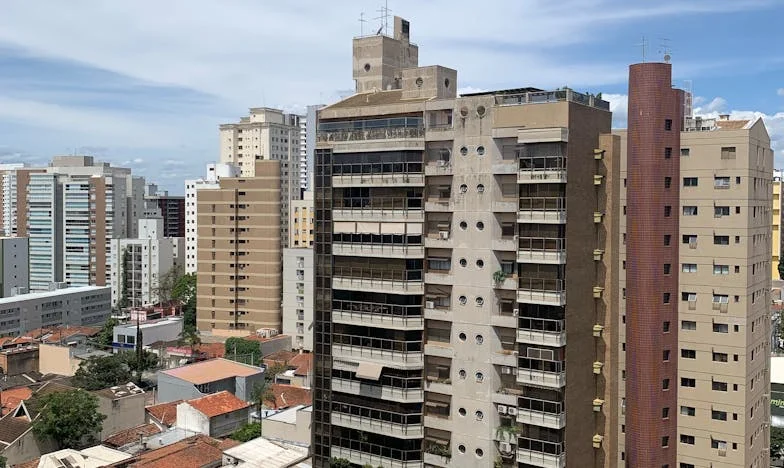 Quand les enfants des autres deviennent ta responsabilité : Confession d'une tante française