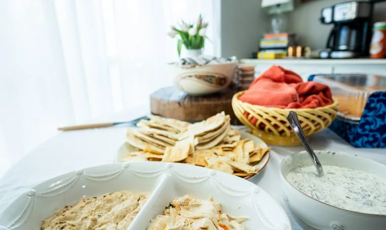 Sous le même toit, sans liberté : Le combat de Claire pour s'appartenir