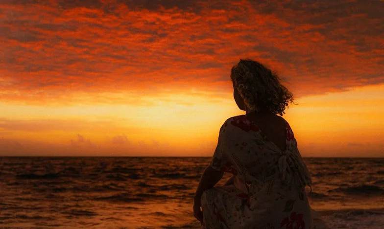 L'appel qui a tout bouleversé : Quand le passé ressurgit dans un couloir d'hôpital