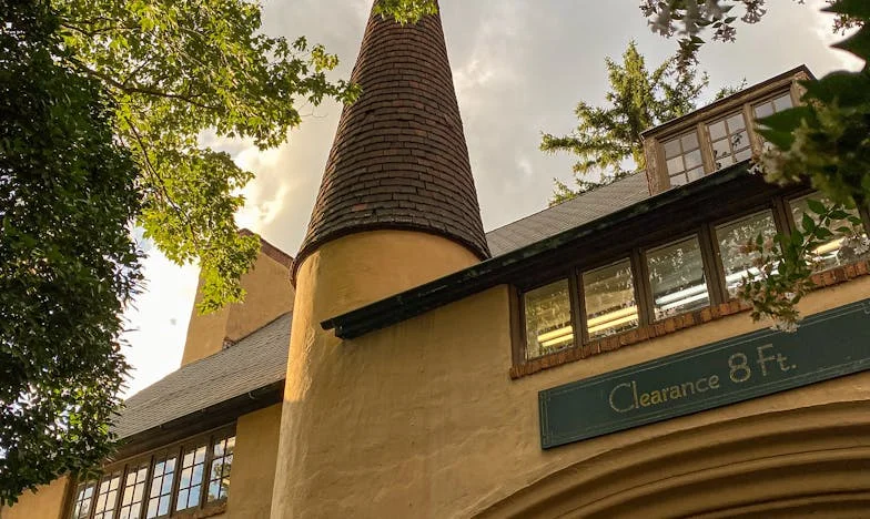 Messages sur le portable de mon mari : Entre doute et pardon