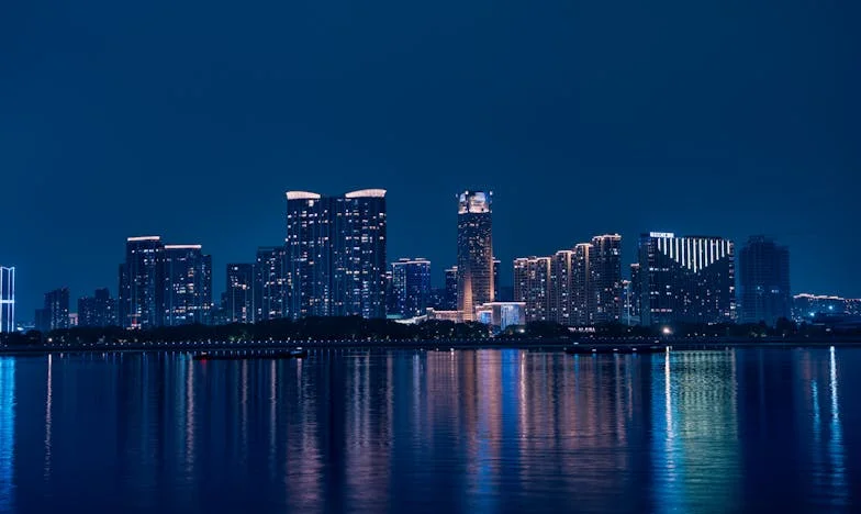 Quand mon père a décidé de vivre à mes crochets : chronique d’une maternité volée