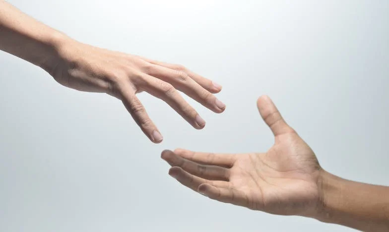 Chaque reflet me blesse : Histoire d'une trahison et d'un pardon inattendu