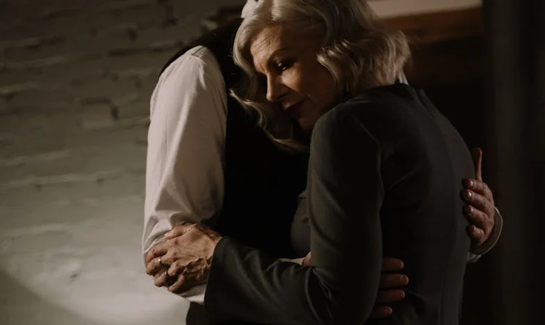 Entre les murs de la patience : un cri dans la nuit