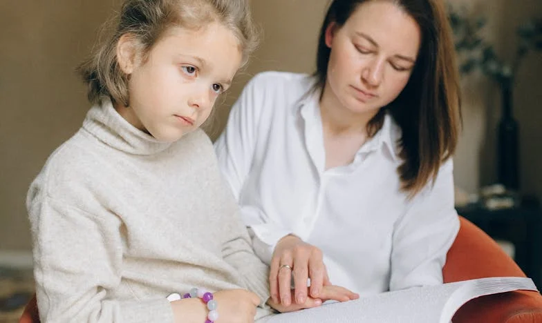 Le poids du silence : Quand ma mère a dit que mon fils était un fardeau