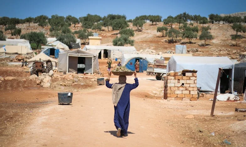Pourquoi faut-il parfois s’éloigner de sa propre famille ? L’histoire d’un appartement, d’une famille et de la fierté