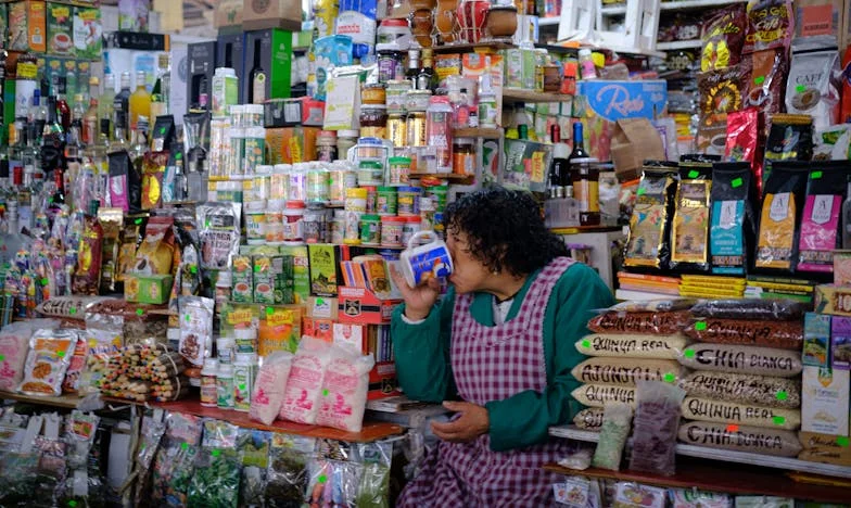 Quand mon beau-père a envahi notre vie : cinq mois d’épreuves dans notre petit appartement parisien