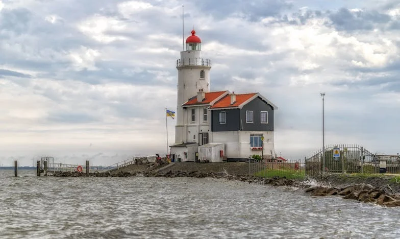 « Tu as un mois pour partir ! » – Quand la famille n’est plus un refuge