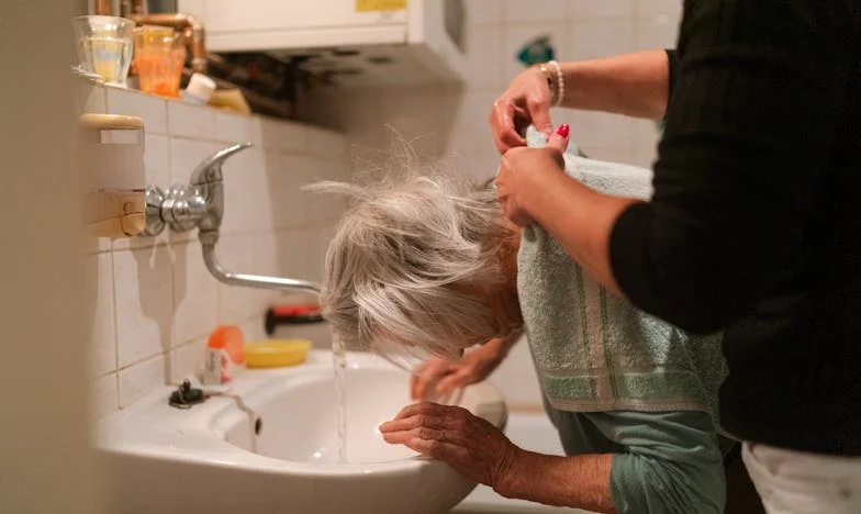 Entre Deux Rives : Mon Combat pour Comprendre Ma Belle-Fille