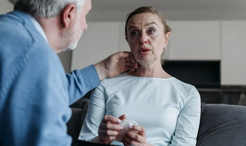 J'ai tendu la main à mon ex-belle-fille, et mon fils m’a rayée de sa vie : le prix d’un geste de cœur