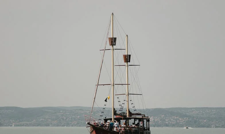 Sous la peau d’Élise : Le combat d’une mère pour la lumière de sa fille