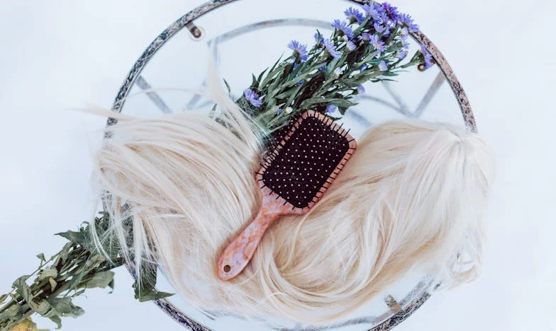 Trouver la paix dans la tourmente : Comment la foi m’a aidée face à l’attention indésirable de mon voisin