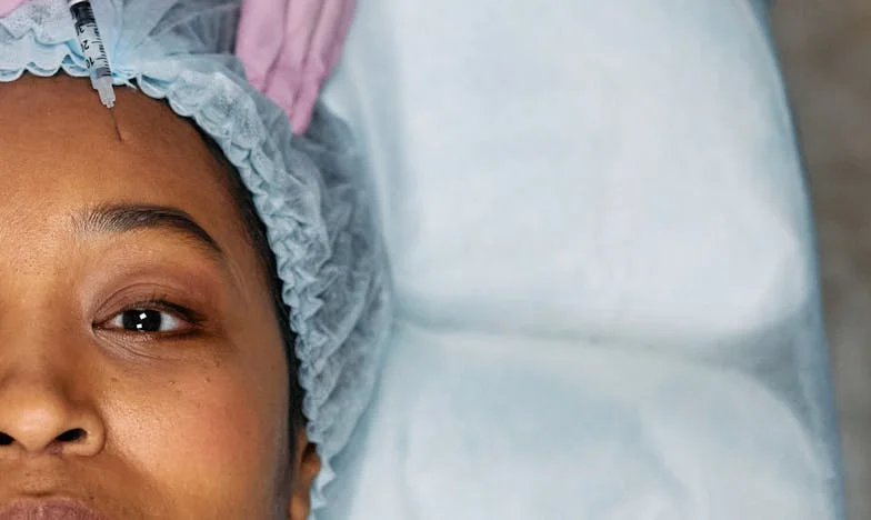 L'étrangère sous mon propre toit : le prix du silence