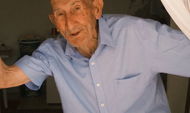 Chassée de ma propre vie : « Tu n’es pas une mère, tu es une malédiction » – Ma chute et mon combat pour mon fils