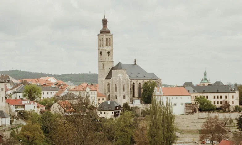 Je n'ai jamais interdit à mon mari de voir son fils, mais je ne veux pas qu'il vive avec nous