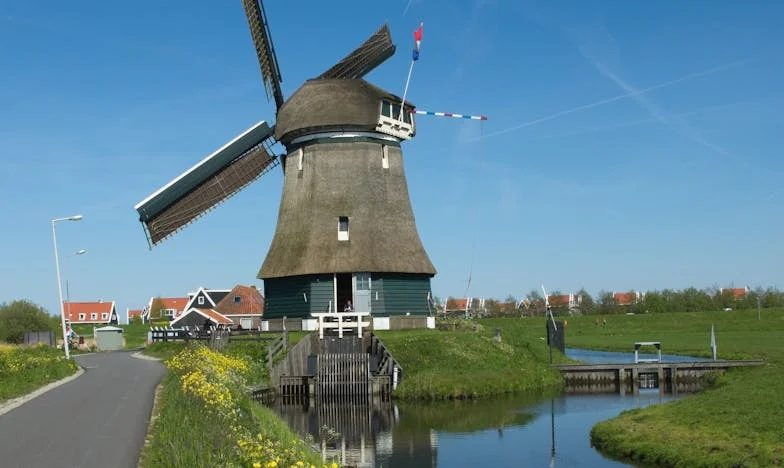 La Voisine Qui Frappait Toujours Pour Des Gâteaux