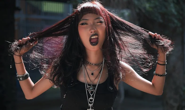 Amikor a család hátat fordít: Egy anya vallomása a csendről, büszkeségről és árulásról