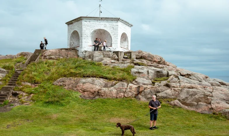 „Fillérbaszó otthon, de nagylelkű testvér és fiú: hogyan használja ki a családom a jószívűségemet?”