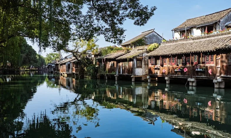 „Miért nem vagyok elég?” – Egy házasság árnyékában: Amikor a bizalom darabokra hullik